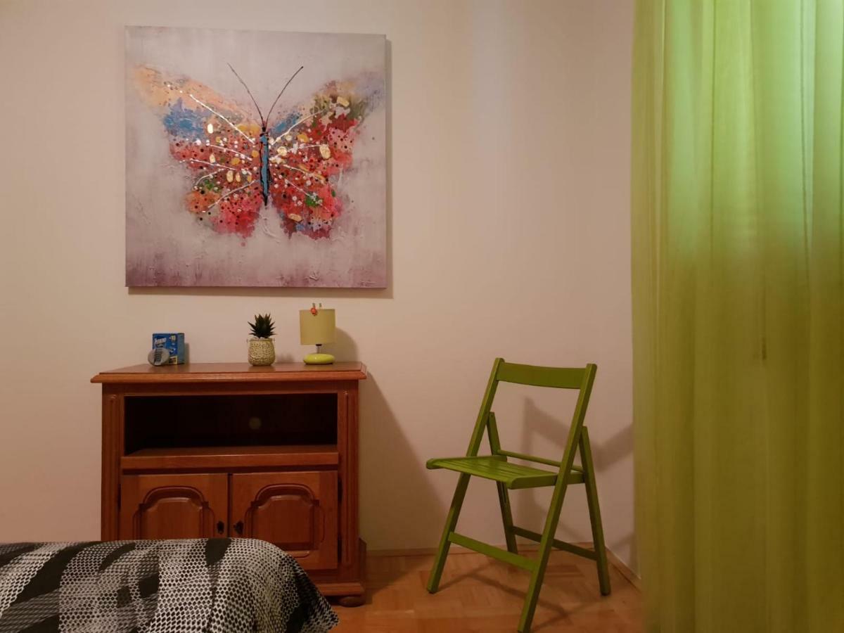 Kuca Za Odmor Luca Apartment Posedarje Luaran gambar