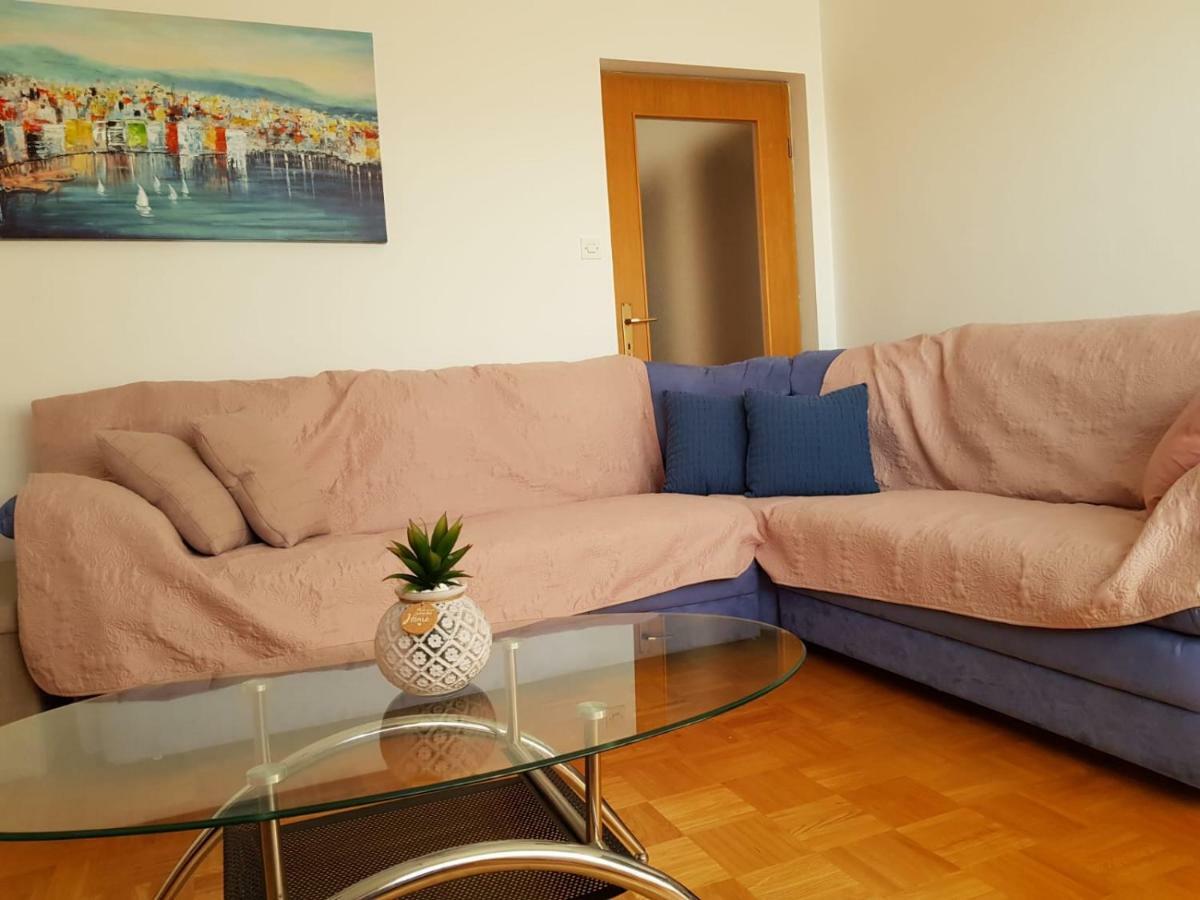 Kuca Za Odmor Luca Apartment Posedarje Luaran gambar